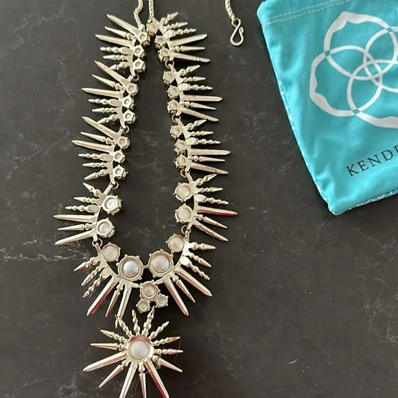 Kendra Scott vintage necklace